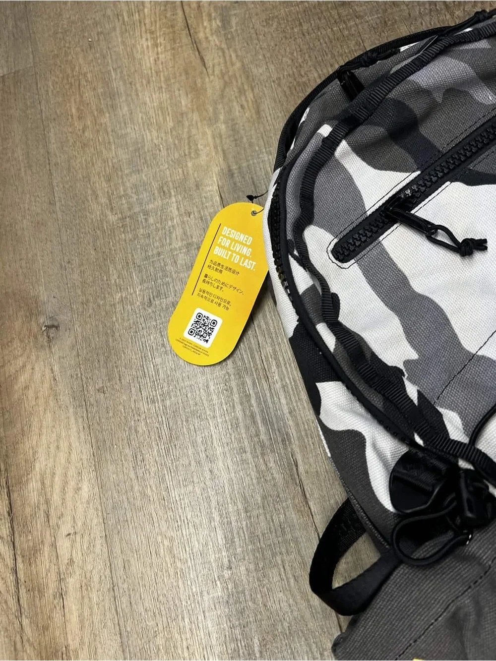 Supreme SS25 Backpack Black White Snow Camo Excellent Condition.